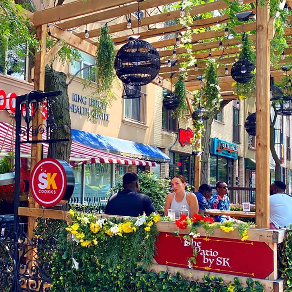 Restaurants near 15 Thorburn Ave in Liberty Village, Toronto